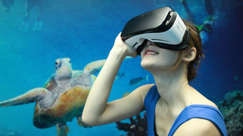 VR